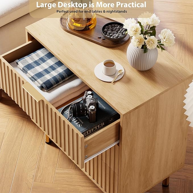 GarveeHome Natural 3 Drawer Dresser for Bedroom, Fluted Modern Nightstand with Deep Drawers, Chest of Drawers with Wide Top, Wooden Dresser Organizer, Side Table for Living Room, Hallway, Kids Room