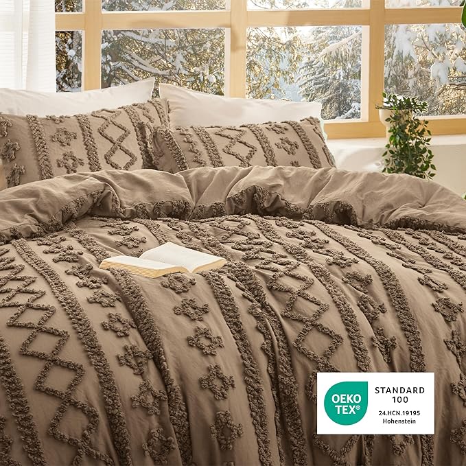 Bedsure Tufted Boho Comforter Set California King Size - Light Brown Boho Bed Set, GentleSoft™ 3 Pieces Farmhouse Shabby Chic Embroidery Bedding, Gifts for Woman, Jacquard Comforter for All Seasons