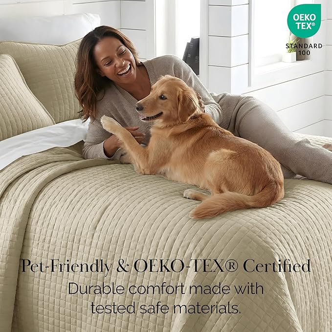 Southshore Fine Living, Inc. Twin Quilt Bedding Set, Soft Brushed Microfiber Taupe Quilts, Twin/XL Coverlet Bedspread, Wrinkle & Pet Hair Resistant Bedding with 1 Pillow Sham, Taupe