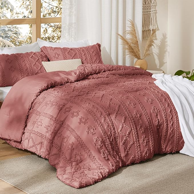 Bedsure Tufted Boho Comforter Set King Size - Grayish Pink Boho Bed Set, GentleSoft™ 3 Pieces Farmhouse Shabby Chic Embroidery Bedding, Gifts for Woman, Soft Jacquard King Comforter for All Seasons