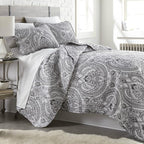 Southshore Fine Living, Inc. Boho King Quilt Set, Lightweight Bedspread, Summer Coverlet, 3-Piece Paisley Bedding Set with Two Matching Quilted Pillow Shams, California/King Quilts, Black
