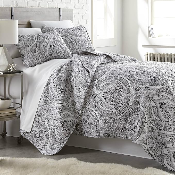Southshore Fine Living, Inc. Paisley Quilt Bedding Set, Black Quilt Queen Size, Boho Bedspread, Farmhouse Bedding 3-Piece Set with Two Matching Quilted Pillow Shams, Full/Queen Coverlet, Black