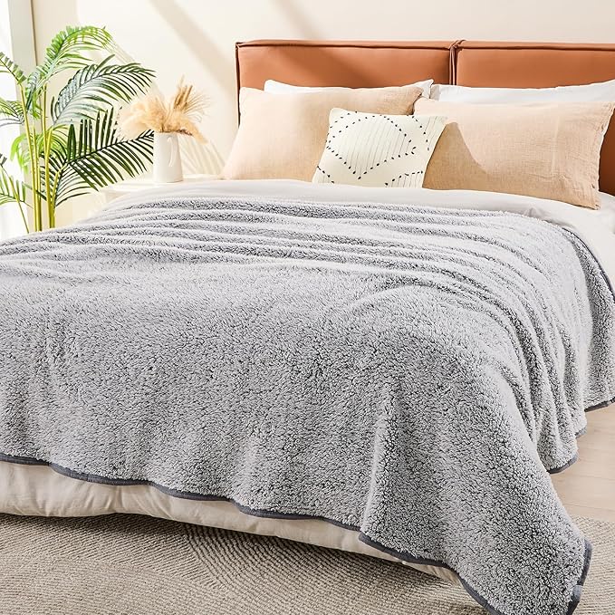 EMME Soft Sherpa Fleece Blanket Reversible Plush Fluffy Large Blanket, Light Weight Warm Decorative Boho Blanket Cover for Sofa, Couch, Bedroom,Travel(Plush Grey,60"x80")