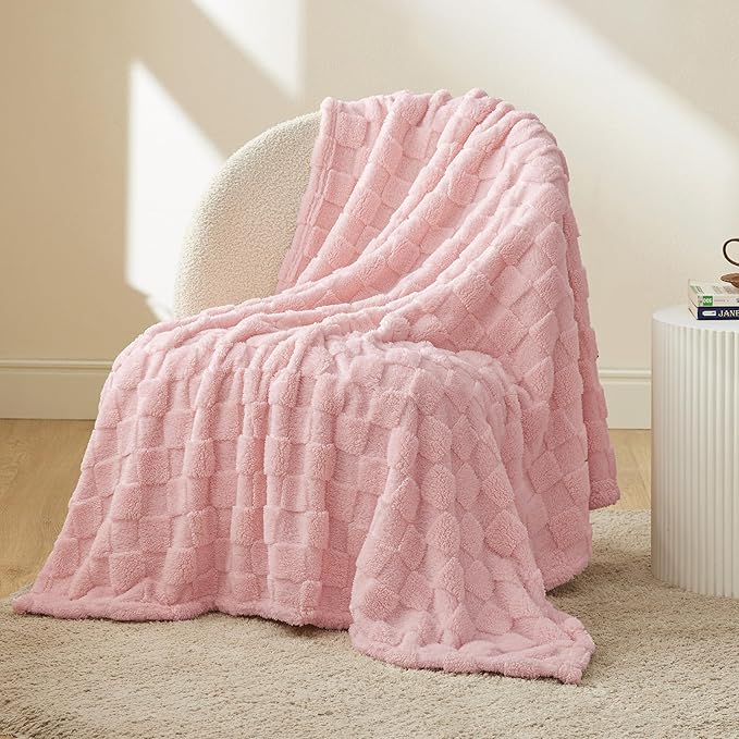 Bedsure GentleSoft Twin Blanket for Bed Pink - Super Soft Cozy Blankets for Women Men Girls, Cute Fuzzy Fleece Throws for Bedroom Couch, 60x80 Inches