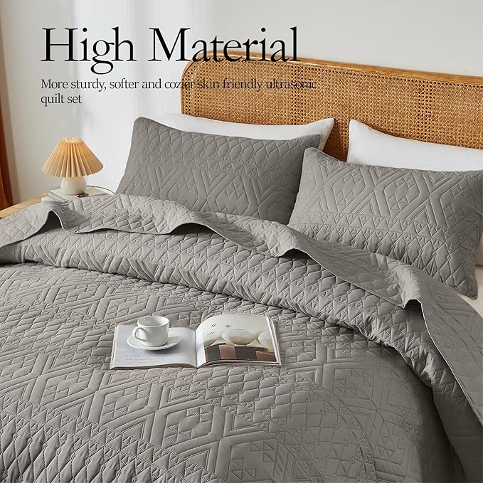 akkialla Full/Queen Size Quilt Bedding Set,Dark Grey Lightweight Microfiber Soft Bedspread,Modern Style Geoetric Pattern Coverlet Set for All Seasons,3 Piece(1 Quilt,2 Pillow Shams)