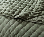 WDCOZY Queen Size Quilts Bedding Sets with 2 Pillow Shams, Lightweight Soft Bedspread Coverlet, Quilted Blanket Thin Comforter Bed Cover for All Season, 3 Pieces, 90x90 inches, Moss Green