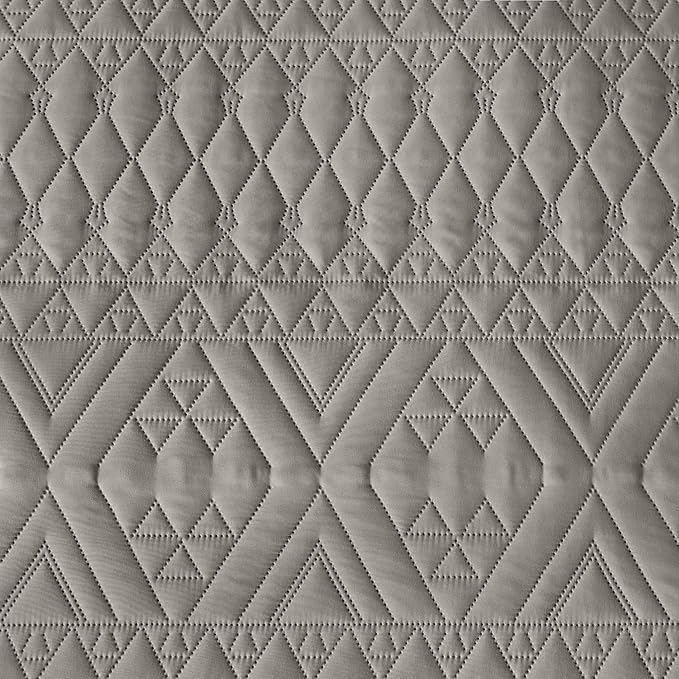akkialla Full/Queen Size Quilt Bedding Set,Dark Grey Lightweight Microfiber Soft Bedspread,Modern Style Geoetric Pattern Coverlet Set for All Seasons,3 Piece(1 Quilt,2 Pillow Shams)