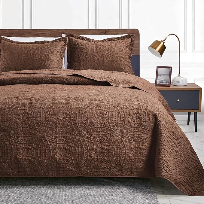 Love's cabin Twin Quilt Set Brown Bedspreads Bedding Set - Soft Bed Lightweight Bedspread Comforter - Modern Style Coin Pattern Coverlet for All Season - 2 Pieces (1 Quilt, 1 Pillow Sham)