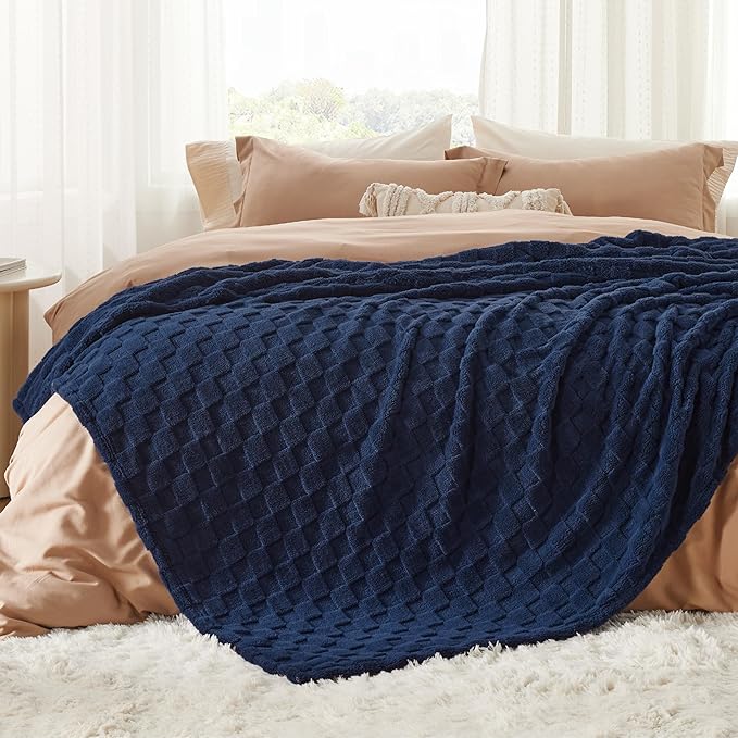 Bedsure GentleSoft Blankets Queen Size for Bed - Super Soft Cozy Blanket for Women Men Girls, Large Fuzzy Fleece Throw for Bedroom Decor, Navy, 90x90 Inches