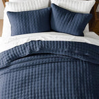 WDCOZY Navy Blue Oversized California King Size Quilt Bedding Sets with Pillow Shams, Cal King Lightweight Bedspread Coverlet, Quilted Blanket Thin Comforter Bed Cover, 3 Pieces, 118x106 inches