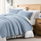 WDCOZY California Oversized Cal King Size Quilt Bedding Sets with 2 Pillow Shams, Lightweight Soft Bedspread Coverlet Bed Cover for All Season, 3 Pieces, 116x106 inches, Blue
