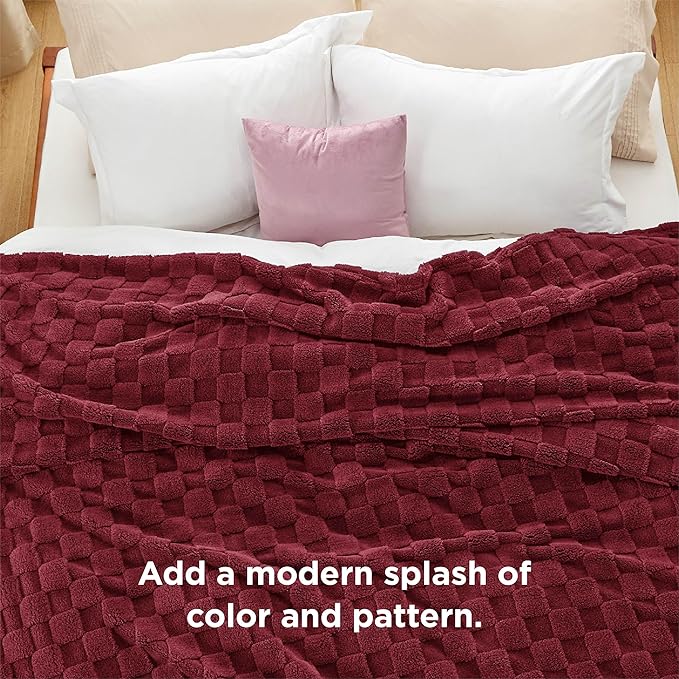 Bedsure GentleSoft Blankets Queen Size for Bed - Super Soft Cozy Blanket for Women Men Girls, Large Fuzzy Fleece Throw for Bedroom Decor, Red, 90x90 Inches