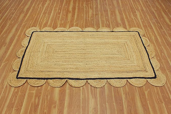 Scalloped Jute Rug, Hand Woven Runner Area Rug, 2.6x8 Ft Beige & Black Braided Natural Sisal Kilim Rugs for Living Room, Kitchen, Entryway, Farmhouse