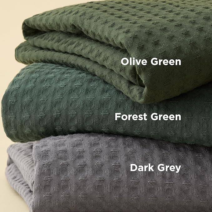 Bedsure Luxury Waffle Duvet Cover Queen Size - Textured Duvet Cover Set, Soft, Breathable Bedding Set (90"x90") with 2 Pillow Shams for All Season, Forest Green, Comforter Not Included