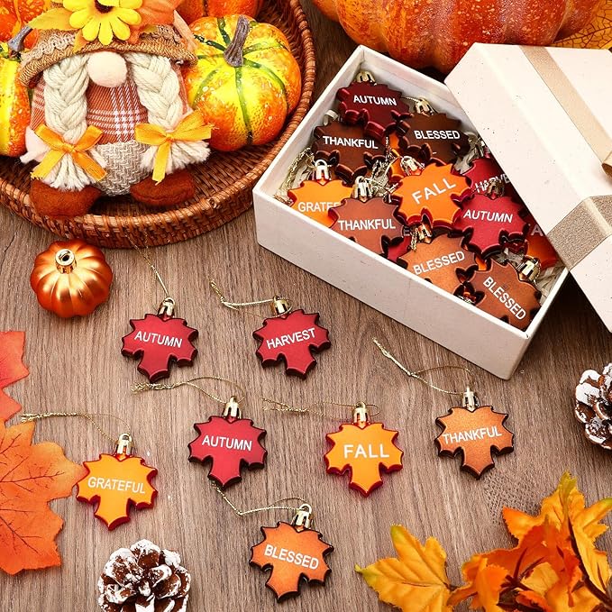 JULMELON 24Pcs Fall Thanksgiving Maple Leaf Ornaments Maple Leaves Tree Decorations Autumn Harvest Hanging Ornaments with Rope Maple Pendant for Farmhouse Rustic Party Favors Craft Supplies
