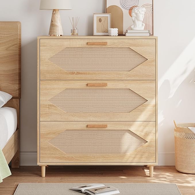 Dressers for Bedroom, 3 Drawer Rattan Dresser with Spacious Storage, Modern Wood Chest of Drawers, Rustic Oak Wooden Nightstand for Bedroom, Living Room, Hallway, Easy Assembly, Closet Organi