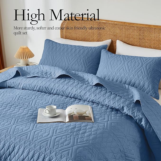 akkialla Twin Quilt Set, Boho Style in a Solid Color, Bluish Grey Lightweight Microfiber Bedspread, Soft and Breathable Coverlet for All Seasons, 2-Piece Bedding Set (1 Quilt, 1 Pillow Sham)