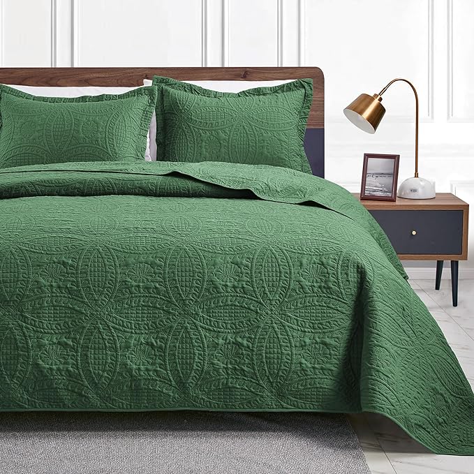 Love's cabin Twin Quilt Set Olive Green Bedspreads - Soft Bed Summer Lightweight Bedspread Comforter - Modern Style Coin Pattern Coverlet for All Season - 2 Pieces (1 Quilt, 1 Pillow Sham)