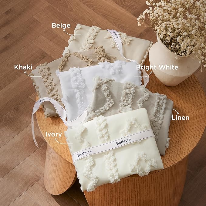 Bedsure Tufted Boho Comforter Set Oversized Queen - Khaki Boho Bed Set, GentleSoft™ 3 Pieces Farmhouse Shabby Chic Embroidery Bedding, Gifts for Woman, Soft Jacquard Comforter for All Seasons