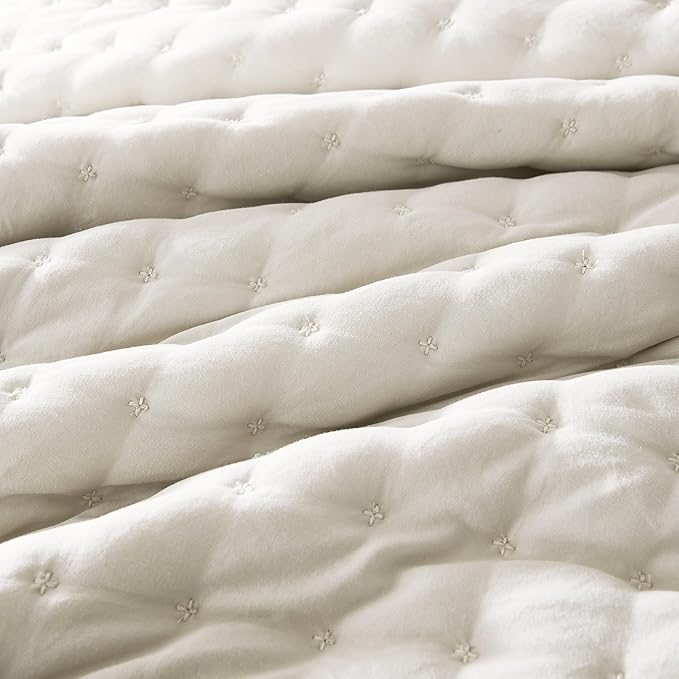 WDCOZY Ivory Queen Size Quilts Bedding Sets with 2 Pillow Shams, Lightweight Soft Bedspread Coverlet, Quilted Blanket Thin Comforter Bed Cover for All Season, 3 Pieces, 90x90 inches