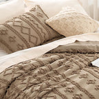 Bedsure Tufted Boho Comforter Set King Size - Light Brown Boho Bed Set, GentleSoft™ 3 Pieces Farmhouse Shabby Chic Embroidery Bedding, Gifts for Woman, Jacquard King Comforter for All Seasons