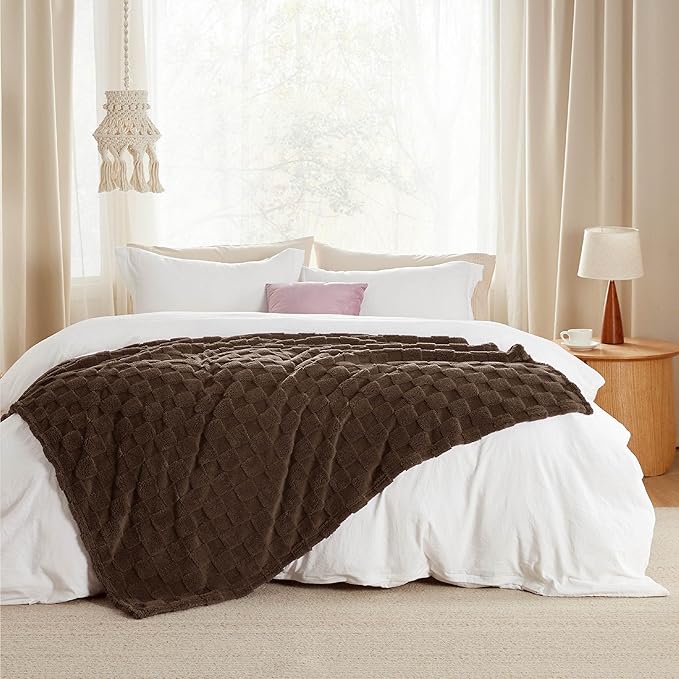 Bedsure GentleSoft Twin Blanket for Bed Brown - Super Soft Cozy Blankets for Women Men Girls, Cute Fuzzy Fleece Throws for Bedroom Couch, 60x80 Inches