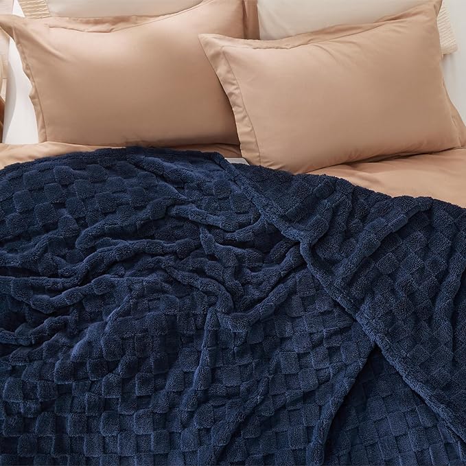Bedsure GentleSoft Blankets Queen Size for Bed - Super Soft Cozy Blanket for Women Men Girls, Large Fuzzy Fleece Throw for Bedroom Decor, Navy, 90x90 Inches