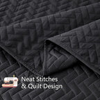 Maple&Stone Quilt Set Twin/Twin XL, Lightweight Black Bedspread Ultrasonic Chevron Pattern Light Coverlet for All Season Comforter Bedding Decor - 2 Piece Twin Extra Long Bed Cover Sets