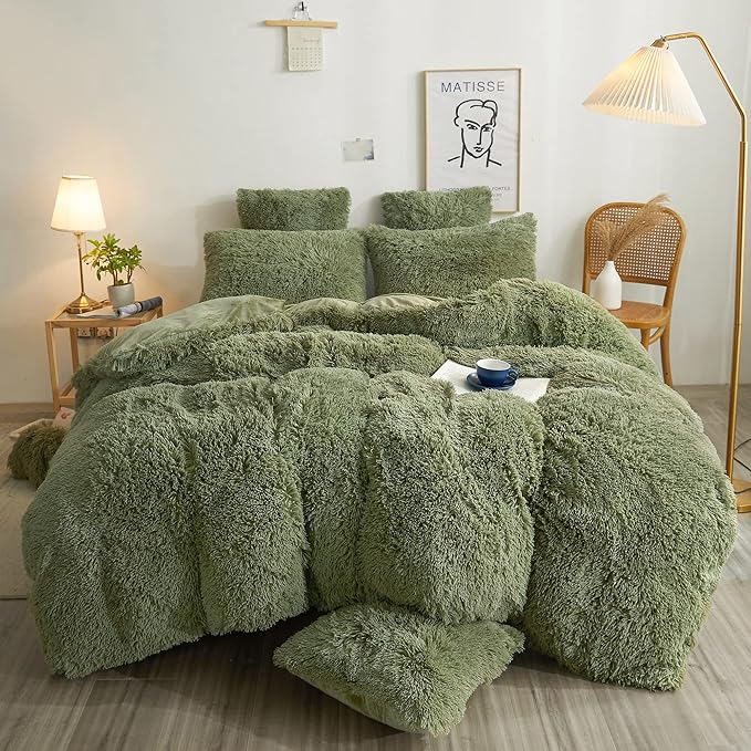 XeGe Plush Shaggy Duvet Cover Set, Luxury Soft Crystal Velvet Fluffy Furry Bedding Sets 2 Pieces(1 Faux Fur Fuzzy Comforter Cover + 1 Faux Fur Throw Pillow Sham), Zipper Closure (Twin, Sage Green)