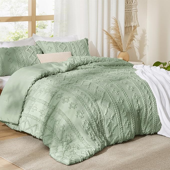 Bedsure Tufted Boho Comforter Set California King - Sage Green Boho Bed Set, GentleSoft™ 3 Pieces Farmhouse Shabby Chic Embroidery Bedding, Gifts for Woman, Soft Jacquard Comforter for All Seasons