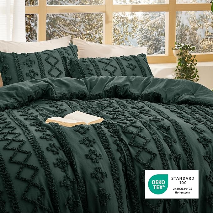 Bedsure Tufted Boho Comforter Set Twin Size - Dark Green Boho Bed Set, GentleSoft™ 2 Pieces Farmhouse Shabby Chic Embroidery Bedding, Gifts for Woman, Soft Jacquard Twin Comforter for All Seasons