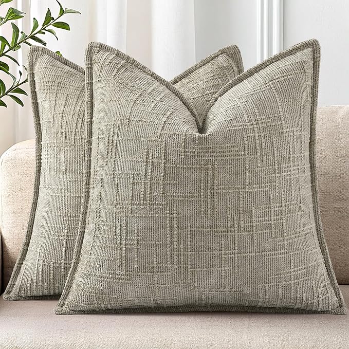 decorUhome Chenille Throw Pillow Covers 18x18 Set of 2, Thick Textured Slubby Neutral Decorative Pillow Covers with Elegant Design for Couch, Sofa, Living Room, Light Brown