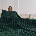 Oversized King Fleece Blanket 120x138 Inches, Seamless Soft Cozy 3D Jacquard Flannel Blanket 10'x11.5' Extra Large for Bed, Sofa, Couch, Travel & Camping, California King Throw, Forest Green