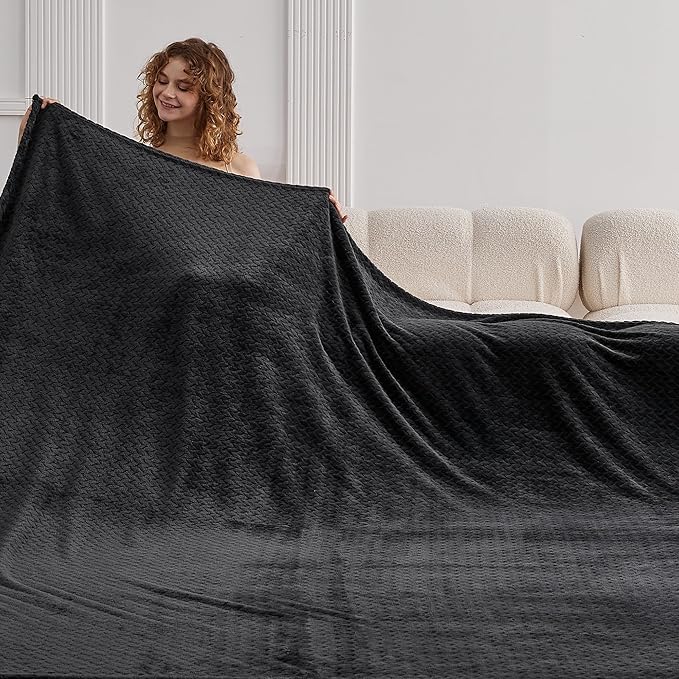 Oversized King Fleece Blanket 120x120 Inches, Seamless Soft Cozy 3D Jacquard Flannel Blanket 10'x10' Extra Large for Bed, Sofa, Couch, Travel & Camping, California King Throw, Black Leaf