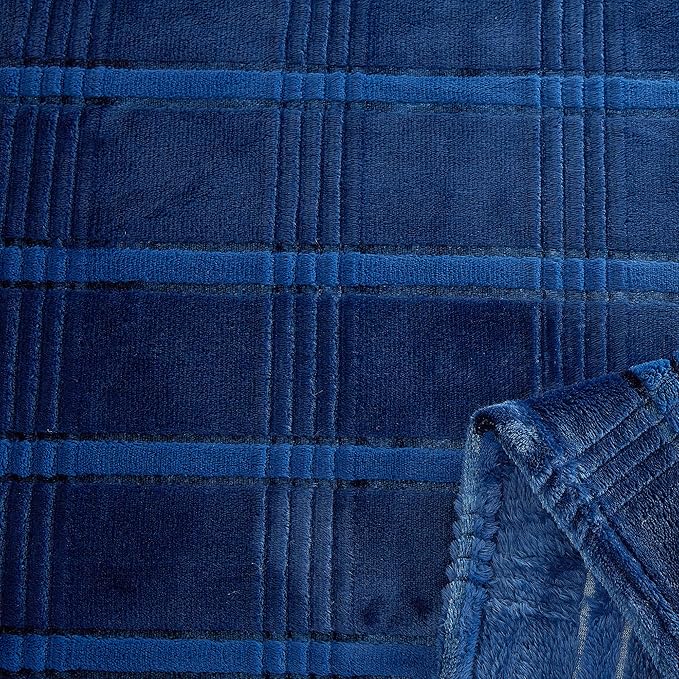 Oversized King Fleece Blanket 120x120 Inches, Seamless Soft Cozy 3D Jacquard Flannel Blanket 10'x10' Extra Large for Bed, Sofa, Couch, Travel & Camping, California King Throw, Blue
