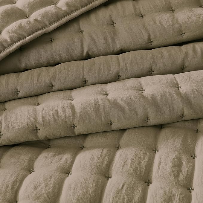 WDCOZY Twin Quit Size Bedding Sets with Pillow Sham, Lightweight Soft Bedspread Coverlet, Quilted Blanket Thin Comforter Bed Cover for All Season, 2 Pieces, 68x90 inches, Taupe