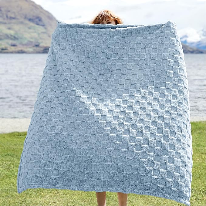 Bedsure GentleSoft Twin Blanket for Bed Light Blue - Super Soft Cozy Blankets for Women Men Girls, Cute Fuzzy Fleece Throws for Bedroom Couch, 60x80 Inches