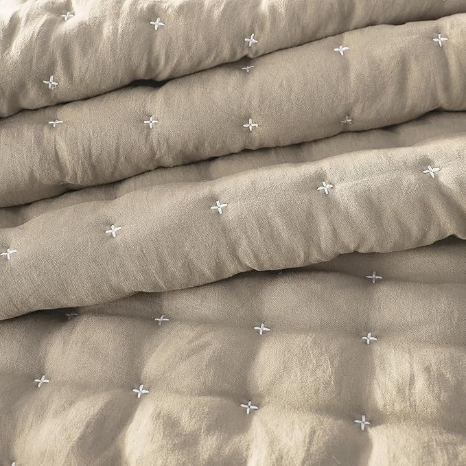 WDCOZY Beige Twin Size Quilt Bedding Sets with Pillow Sham, Tan Cream Lightweight Bedspread Coverlet, Quilted Blanket Thin Comforter Bed Cover, All Season Summer Spring, 2 Pieces, 68x90 inches